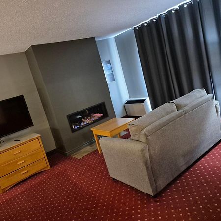 Hotel Baie Saint Paul Buitenkant foto