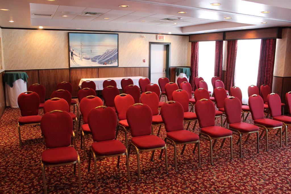 Hotel Baie Saint Paul Buitenkant foto