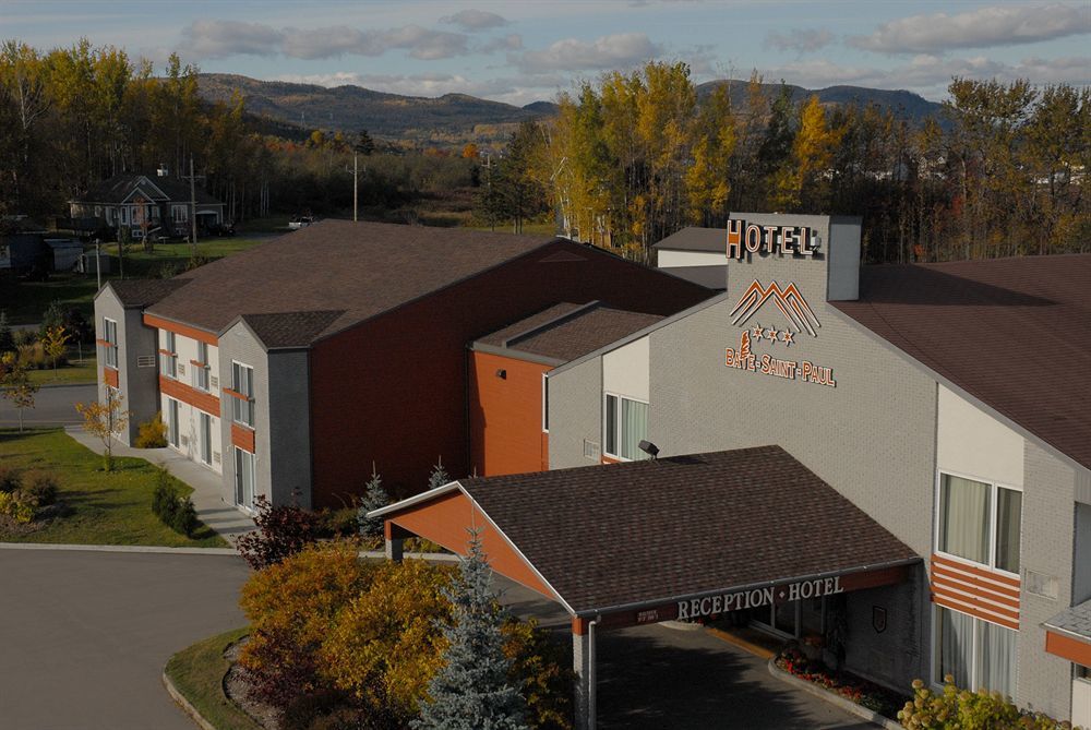 Hotel Baie Saint Paul Buitenkant foto
